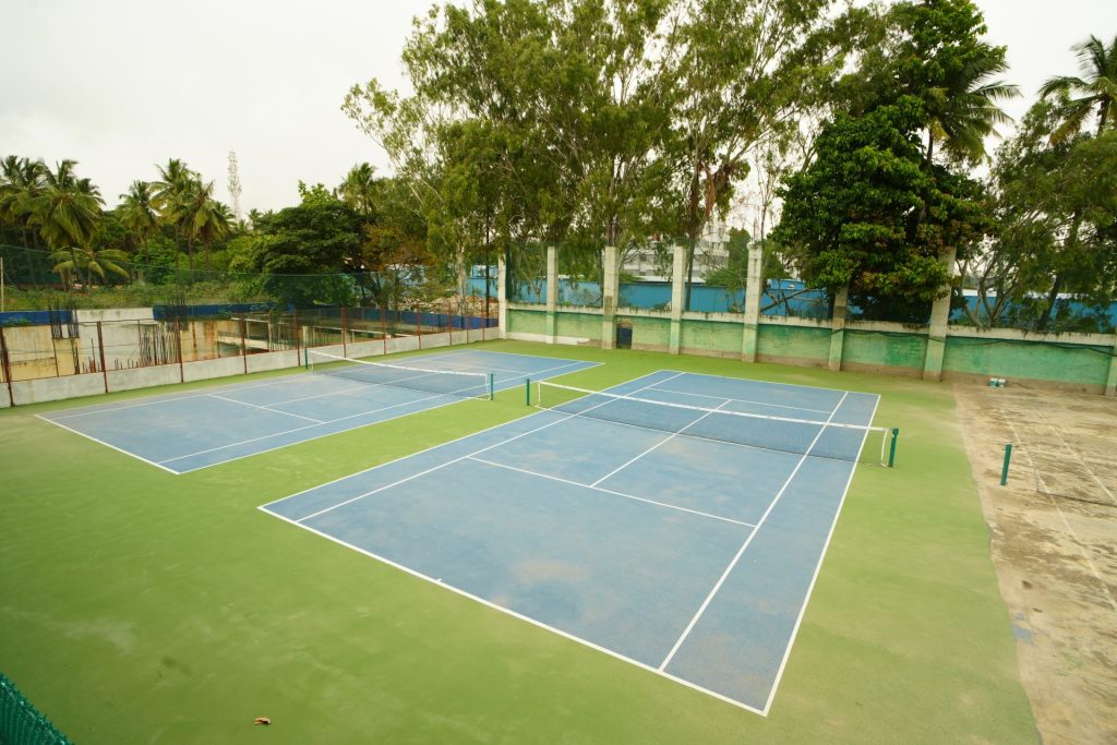 Tennis